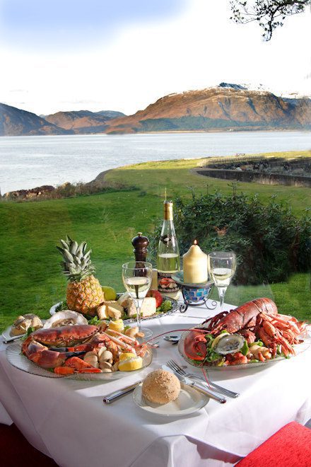 Dinner overlooking the loch at The Holly Tree Hotel, Kentallen just along the road from our Hideaways