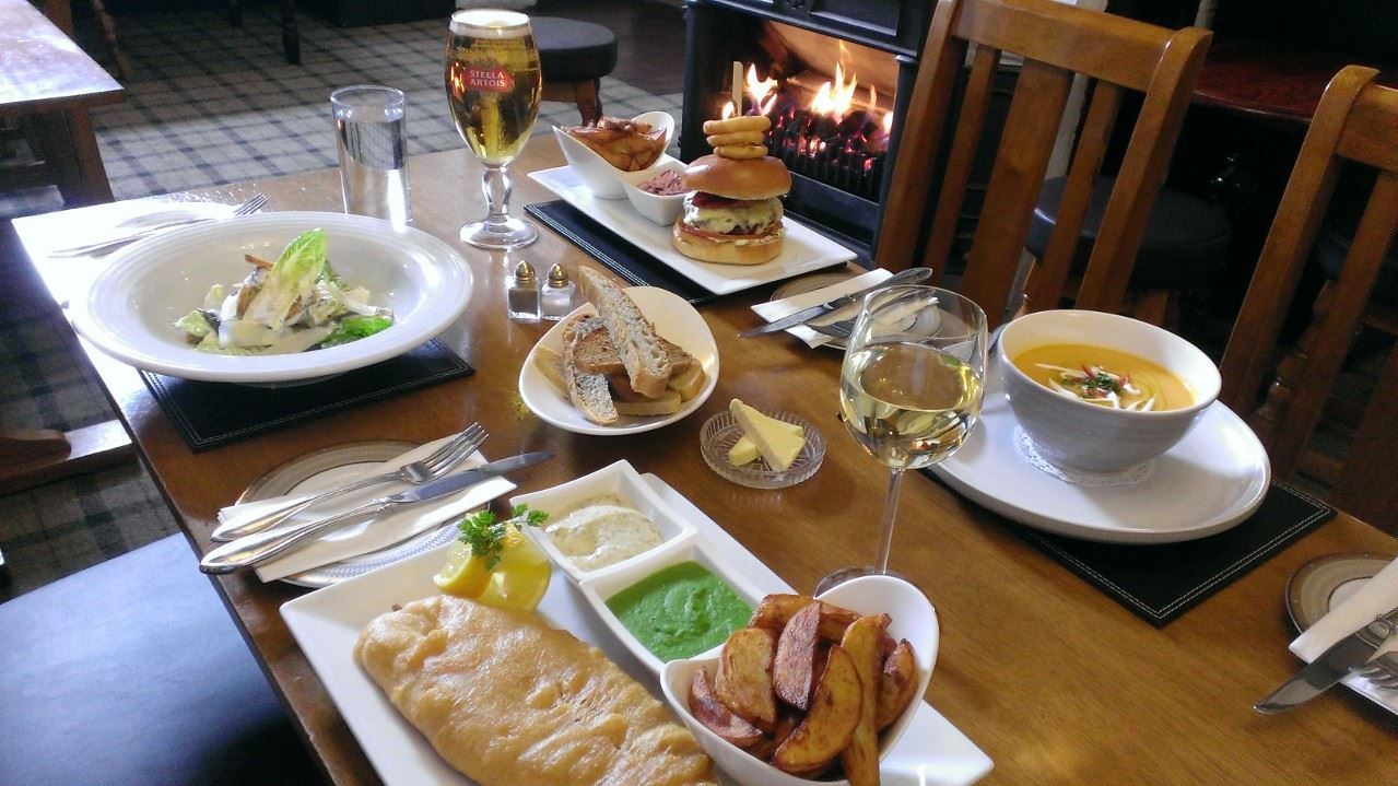 Guests at Glencoe Hideaways often dine at The Laroch Bar & Restaurant when staying with us, run by michelin starred chef Allan Donald.