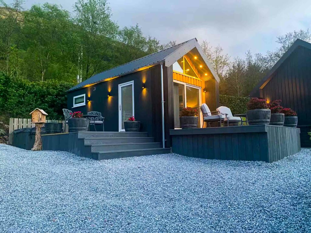 Mr-Tumpseys-Hideaway-2